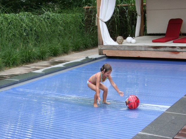 Couverture pour piscine disponible en Martinique